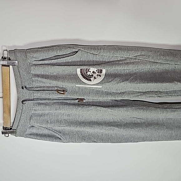 TENTREE xs gray sweatpants - Picture 2 of 8